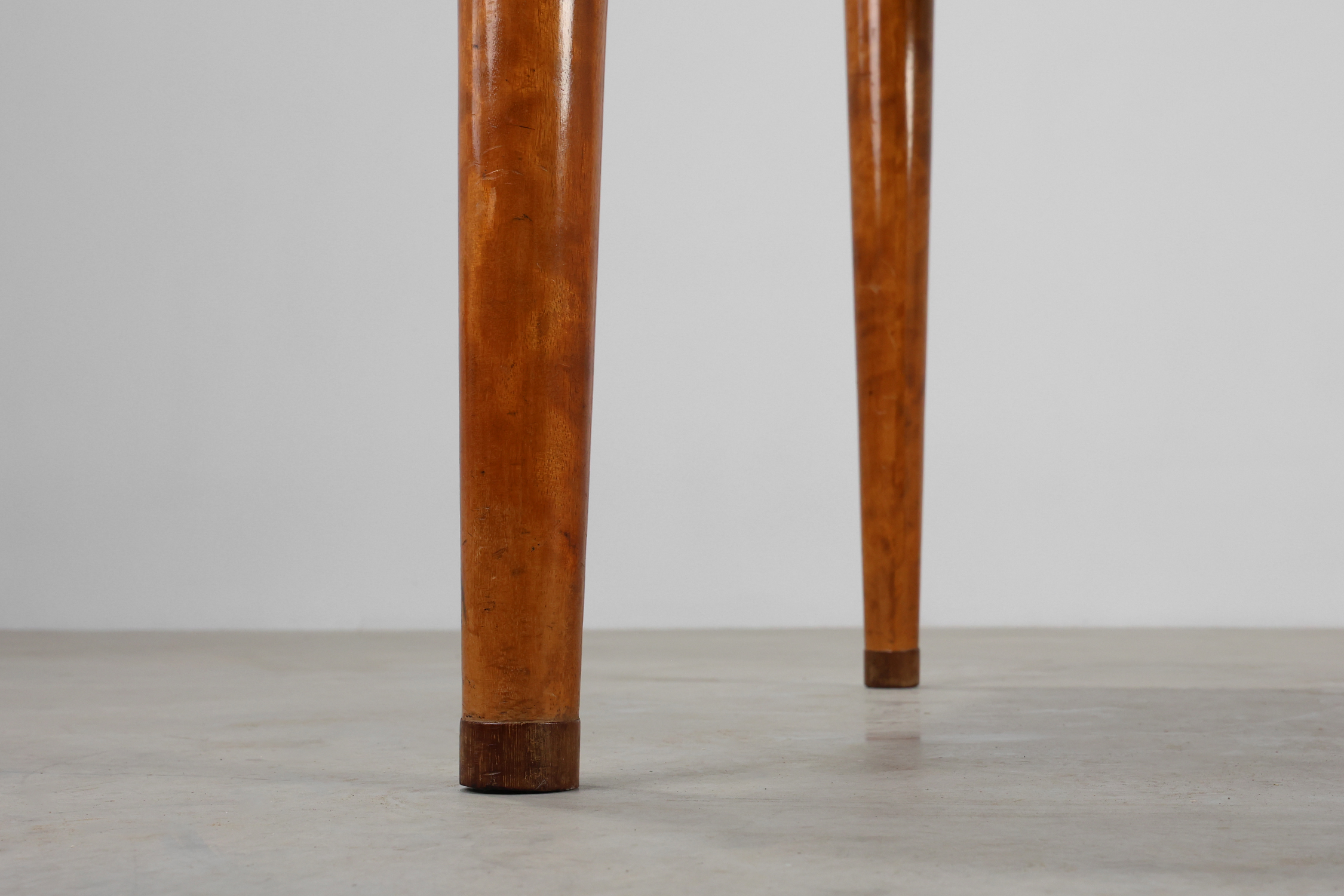 Art Deco Birch‑Veneered Side Table with Drawer, France 1920sthumbnail